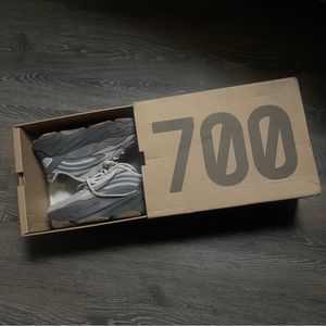 Tephra 700 v2 REP